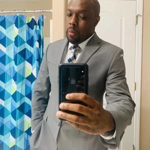 Meet your Posher, Emmanuel